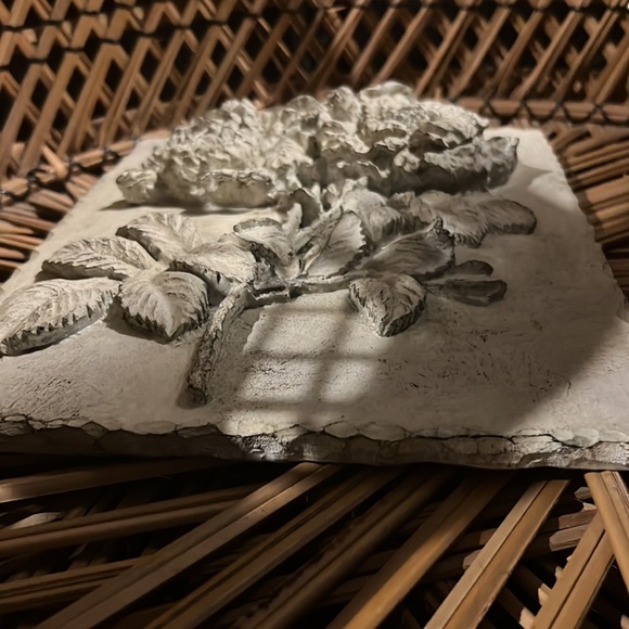 Vintage Heavy Clay Sculpture 3D Floral Plaque Picture Art Piece Picture Frame - Picture 7 of 9